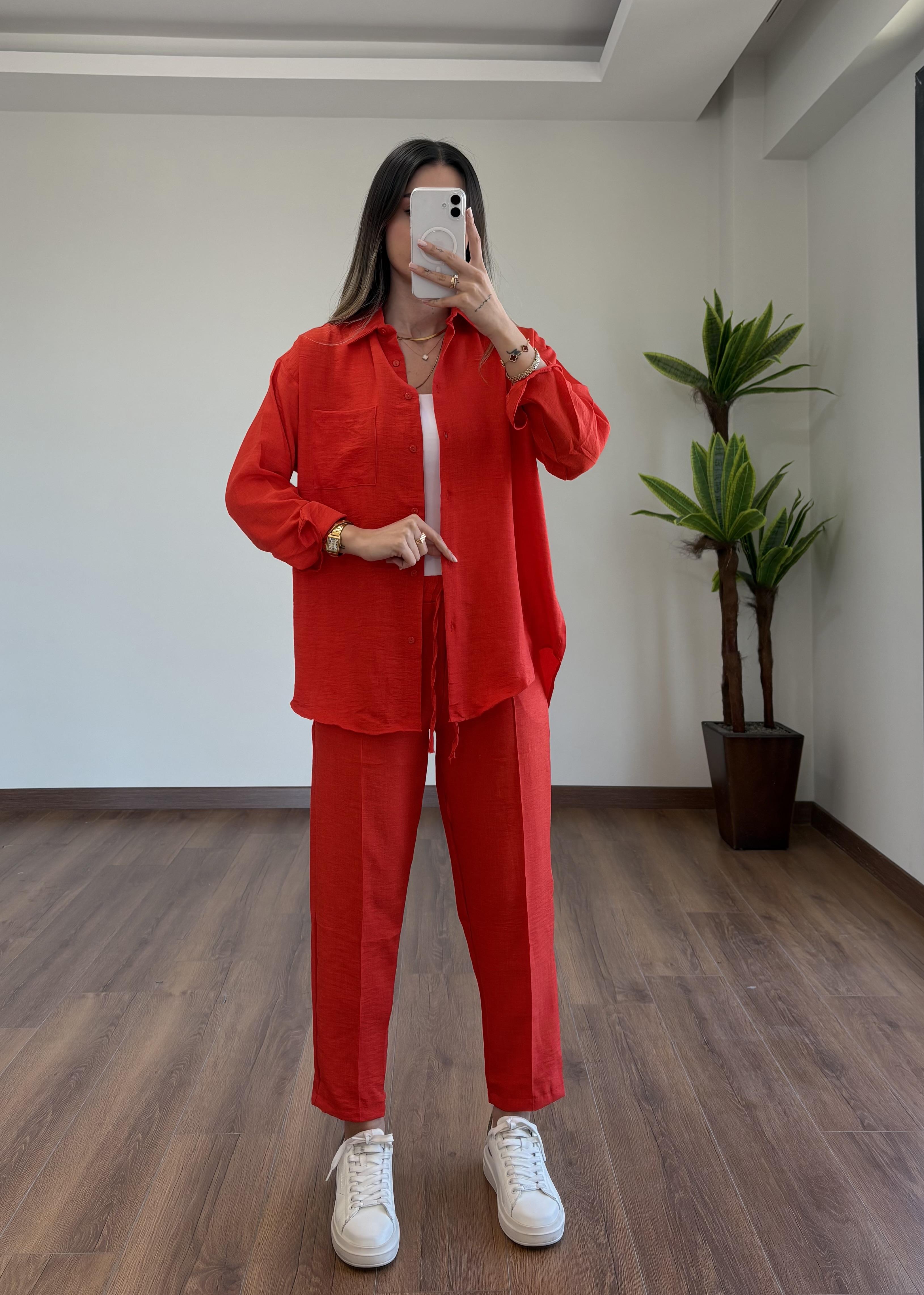 Sofya Keten Kırmızı Takım