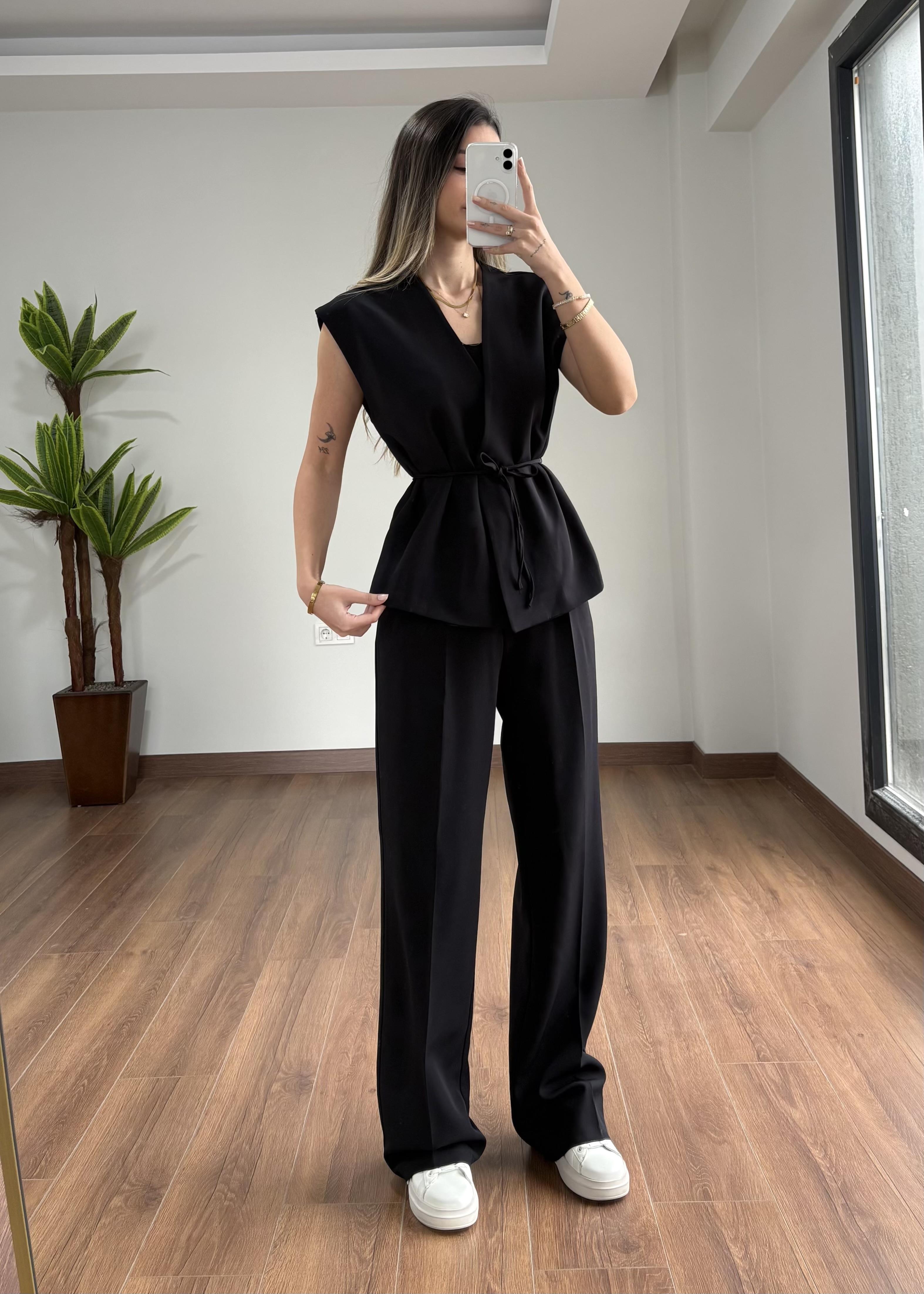 Winda Siyah Yelek Takım