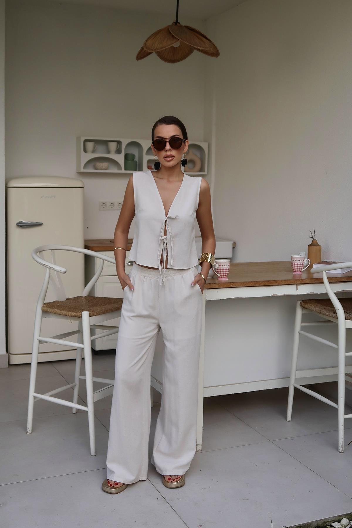 Toptan Bej Önü Fiyonklu Keten Takım