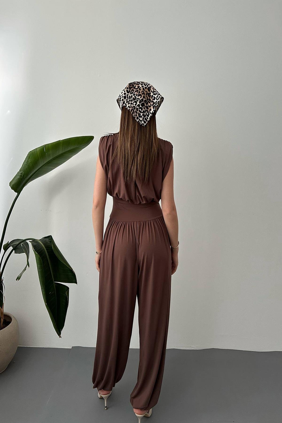 Toptan Kahverengi Büzgülü Tulum