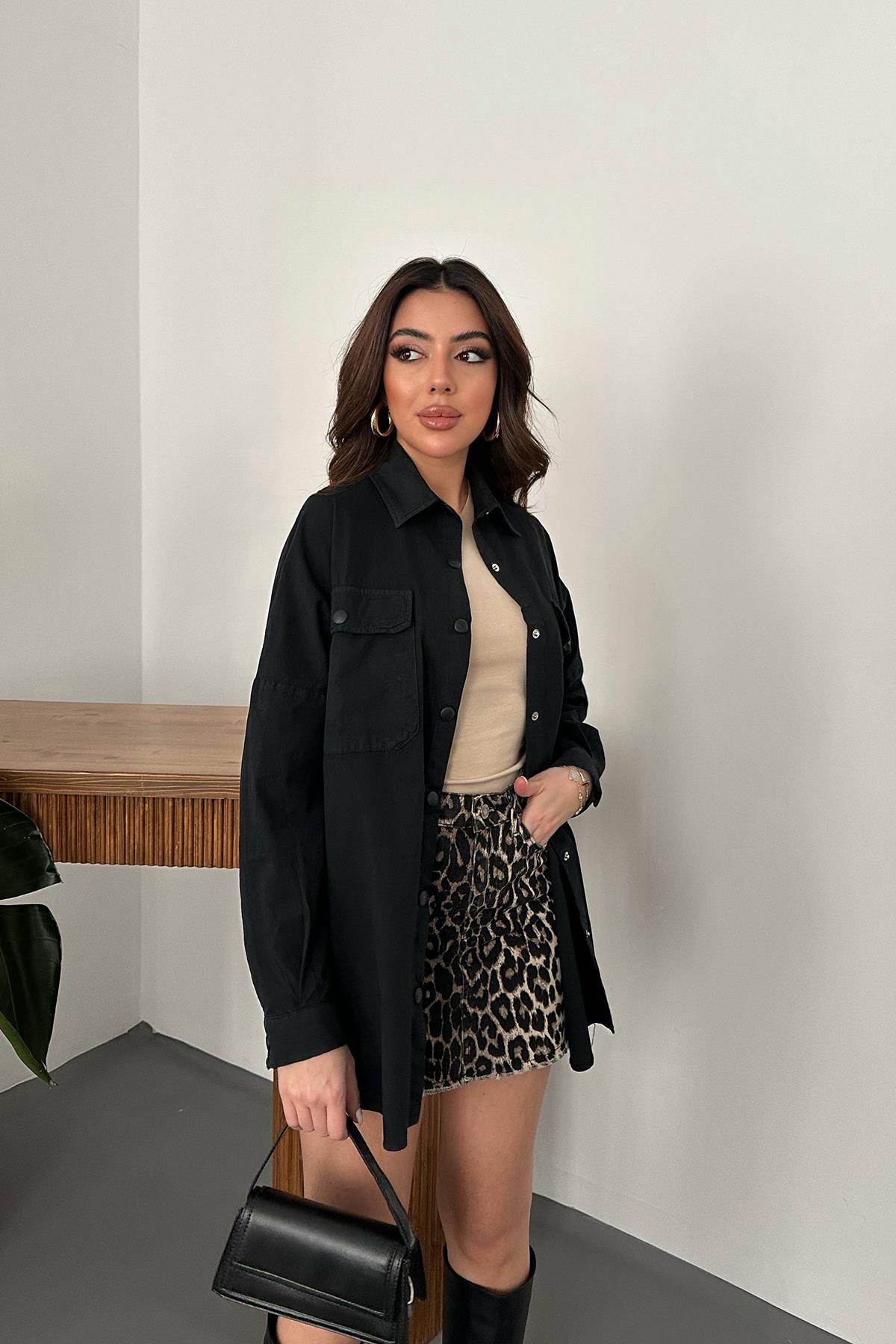 Wholesale Black Double Pocket Flap Snap Shirt