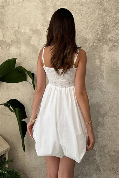 White Strappy Dress With Bow Detail At The Front