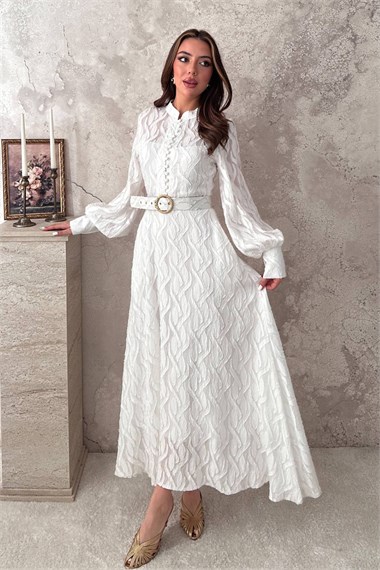 Off-White Long Dress With Belt Detail