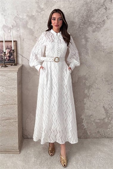 Off-White Long Dress With Belt Detail