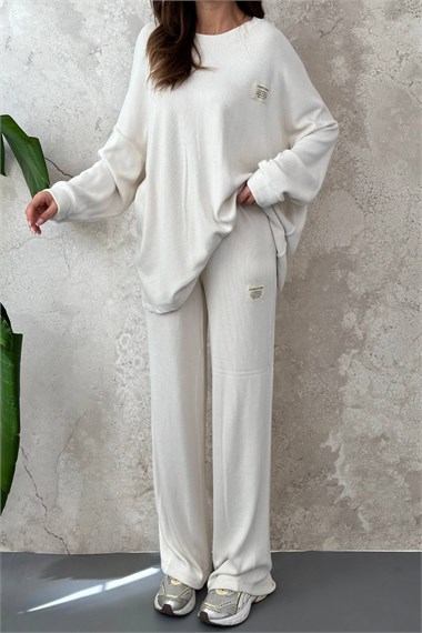 Off-White Classic Ribbed Sweater And Trousers Set