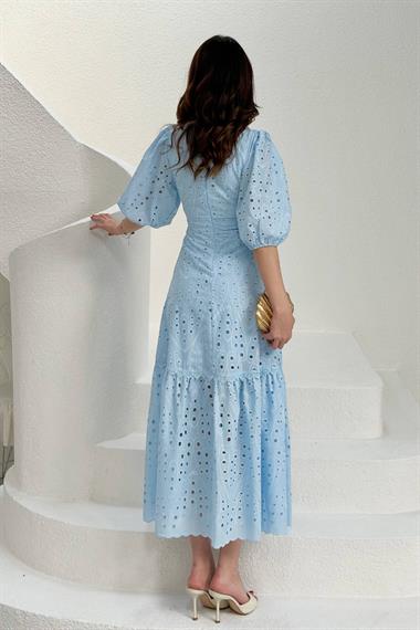 Toptan Bebe Mavi Büzgü Detaylı Dantelli Brode Elbise