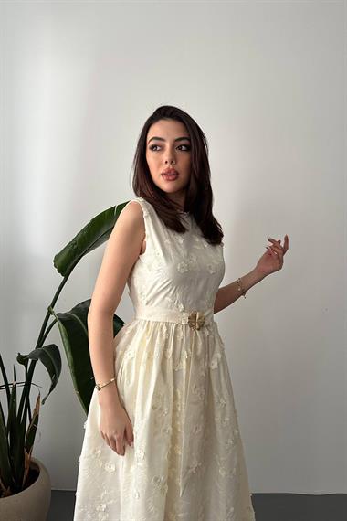 Toptan Bej 3d Brode Detaylı Elbise