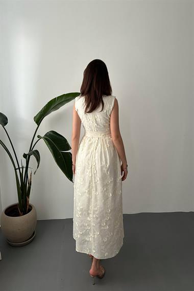 Toptan Bej 3d Brode Detaylı Elbise