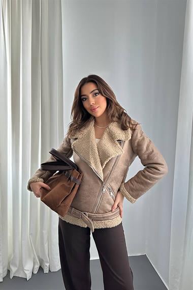 Toptan Bej Apoletli Kürklü Ceket