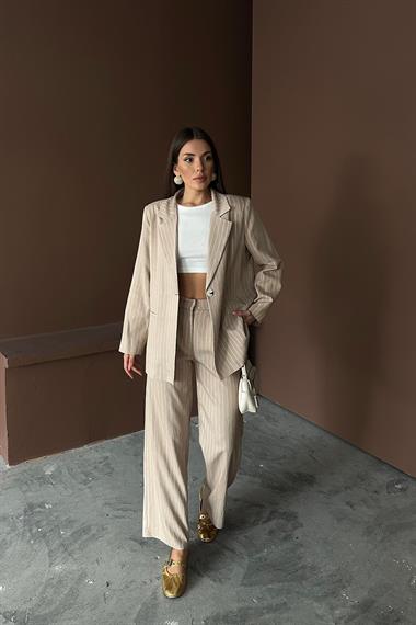 Toptan Bej Çizgili Ceket Ve Pantolon Takım