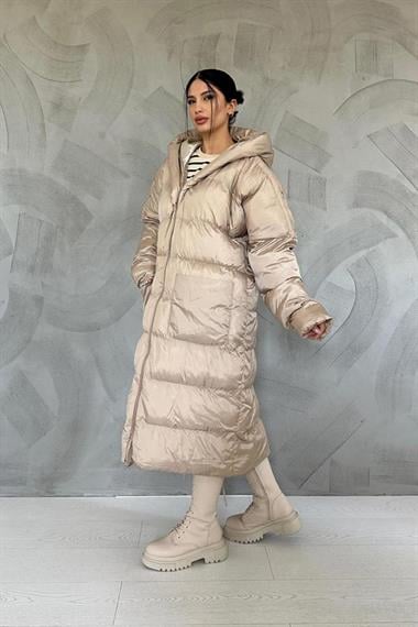 Toptan Bej Kapüşonlu Uzun Mont