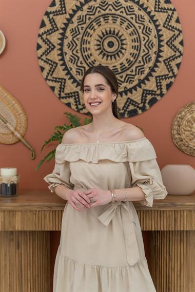 Toptan Bej Madonna Yaka Elbise