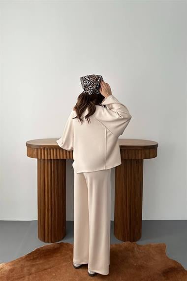 Toptan Bej Modal Takım