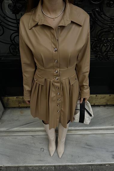 Toptan Bej Piliseli Deri Elbise