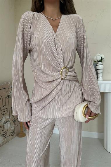 Toptan Bej Toka Detaylı Pilise Takım