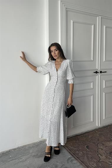 Toptan Beyaz Arka ve Bel Ucu Gipeli Elbise