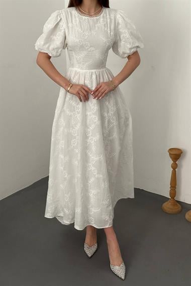 Toptan Beyaz Arkası Bağlamalı Brode Elbise