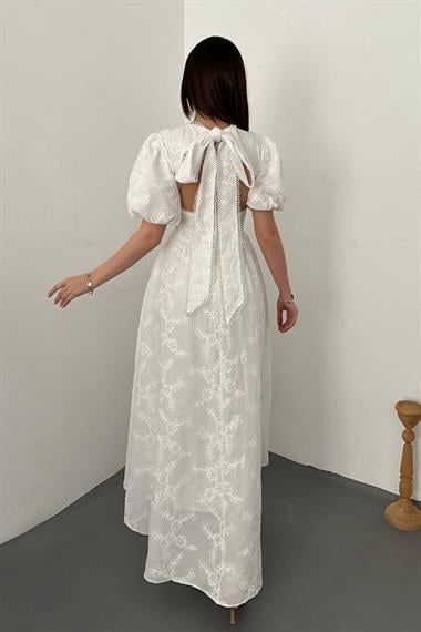 Toptan Beyaz Arkası Bağlamalı Brode Elbise