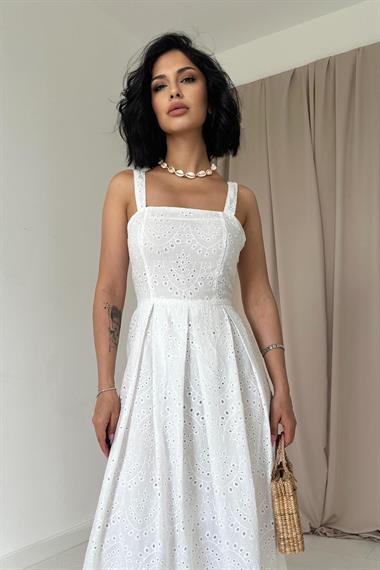 Toptan Beyaz Askılı Aparatlı Brode Elbise