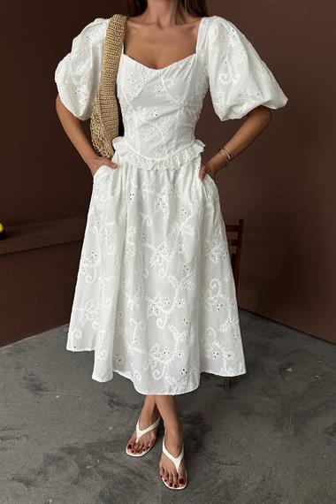 Toptan Beyaz Balon Kollu Dantelli Brode Elbise