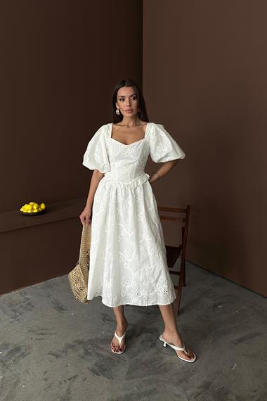 Toptan Beyaz Balon Kollu Dantelli Brode Elbise