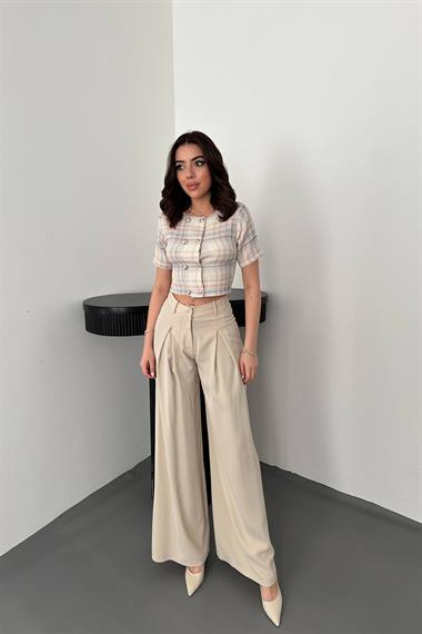 Toptan Beyaz Çizgili ve Düğmeli Bluz