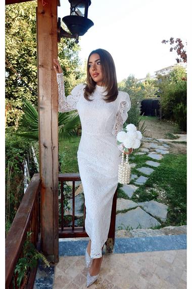 Toptan Beyaz Dantelli Kolları Kabarık Elbise