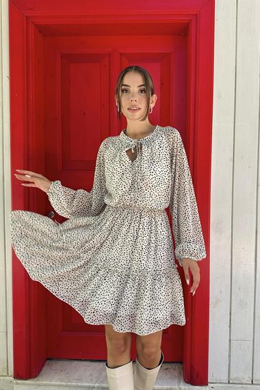 Toptan Beyaz Eteği Katlı Puantiyeli Elbise