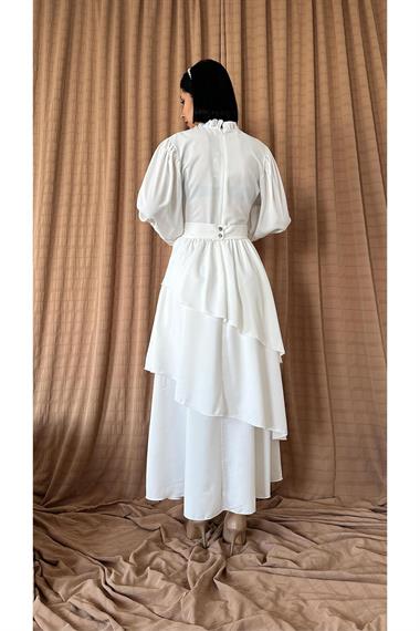 Toptan Beyaz Gül Kemerli Kat Kat Elbise