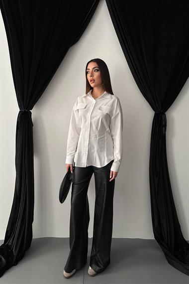 Toptan Beyaz Kapaklı Pileli Gömlek