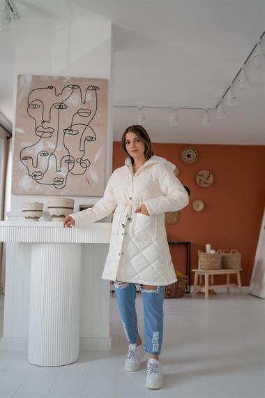 Toptan Beyaz Kapüşonlu Şişme Mont