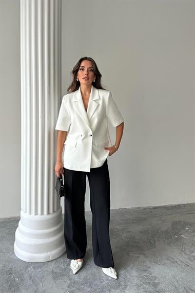 Toptan Beyaz Kısa Kollu Blazer Ceket