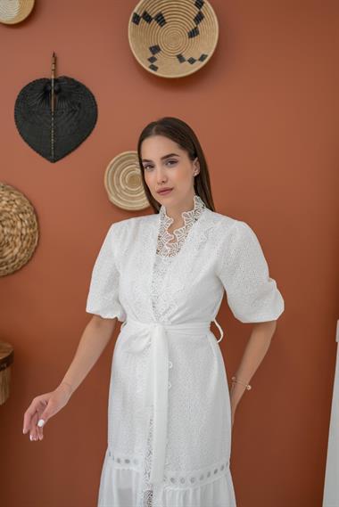 Toptan Beyaz Önü Dantelli Brode Elbise