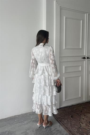 Toptan Beyaz Valonlu Şeritli Kat Kat Elbise