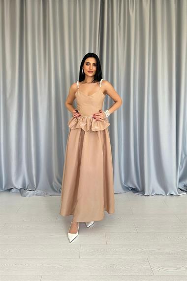 Toptan Camel Beli Büzgülü İnci Askılı Uzun Elbise