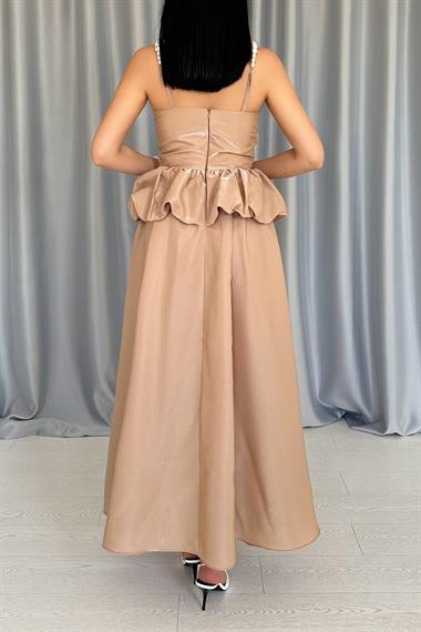Toptan Camel Beli Büzgülü İnci Askılı Uzun Elbise