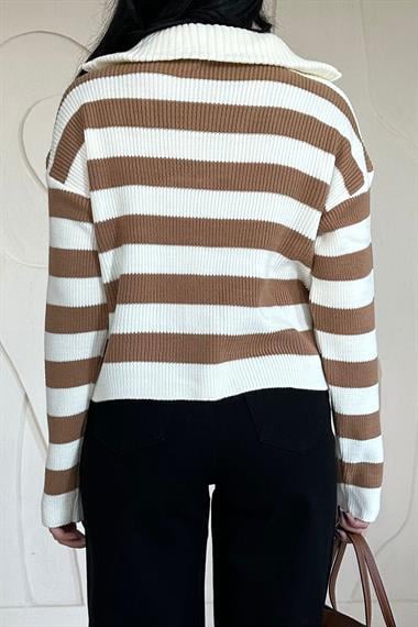 Toptan Camel Çizgili Triko Kazak