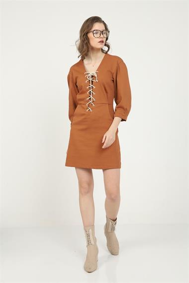 Toptan Camel Dekolteli ve Bağcık Detay Elbise