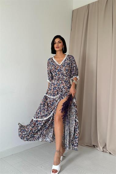 Toptan Desenli Sırtı Dekolteli Brode Elbise