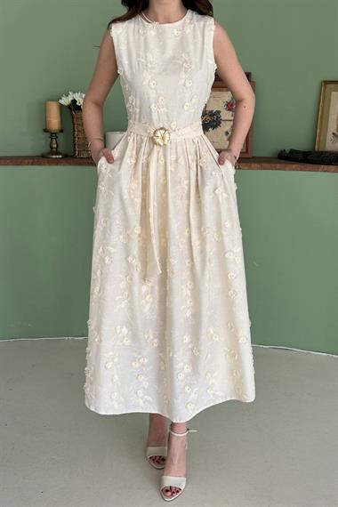 Toptan Ekru 3d Brode Detaylı Elbise