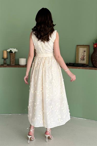 Toptan Ekru 3d Brode Detaylı Elbise