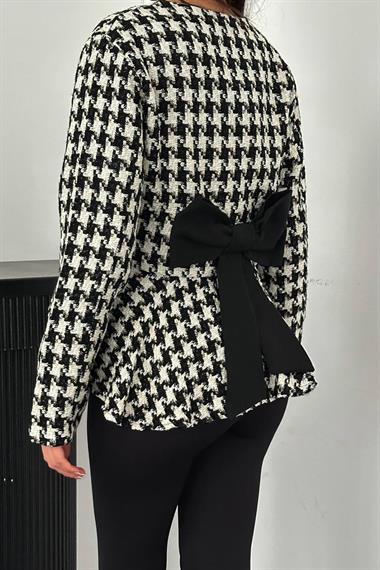 Toptan Ekru Arka Fiyonk Detaylı Ceket