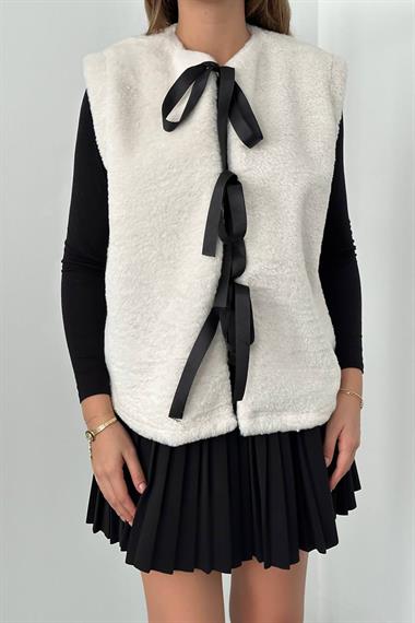 Toptan Ekru Fiyonklu Peluş Yelek