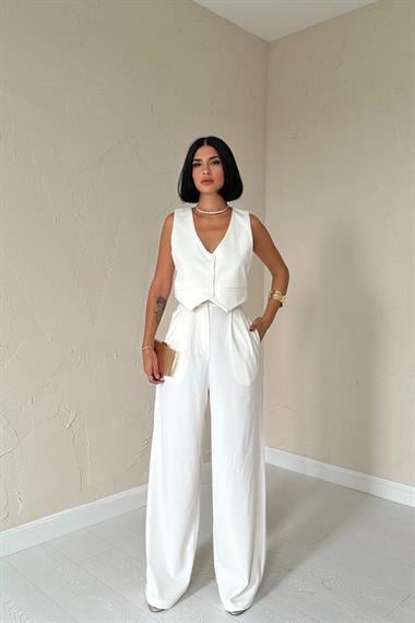 Toptan Ekru Klas Ceket ve Yelek ve Pantolon Takım