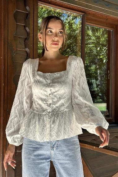 Toptan Ekru Önü Düğmeli Bluz