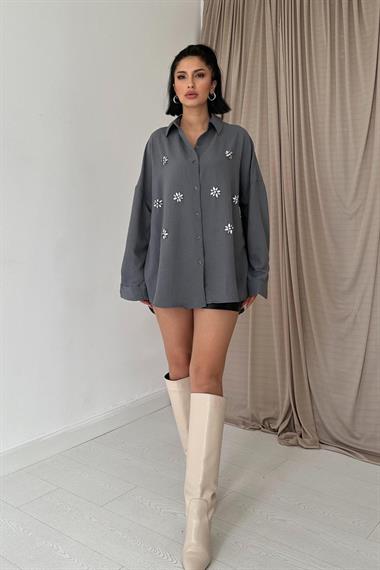 Toptan Gri Klasik Kalıp El İşlemeli Gömlek