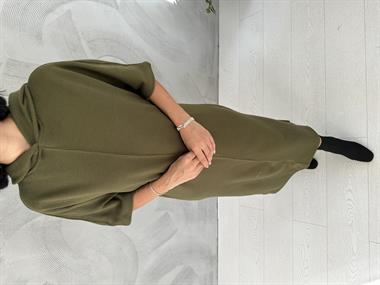 Toptan Haki Akrilik Kapüşonlu Elbise