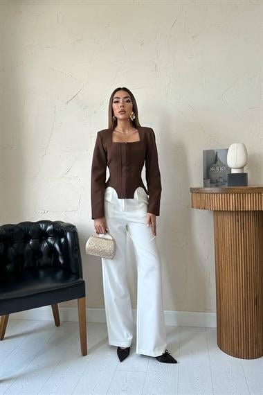 Wholesale Brown Hook Detailed Jacket