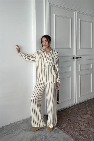 Toptan Kahverengi Çizgili Saten Takım