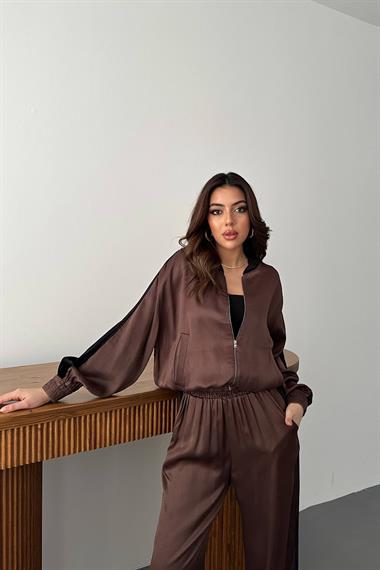 Toptan Kahverengi Kadife Şeritli Saten Eşofman Takımı